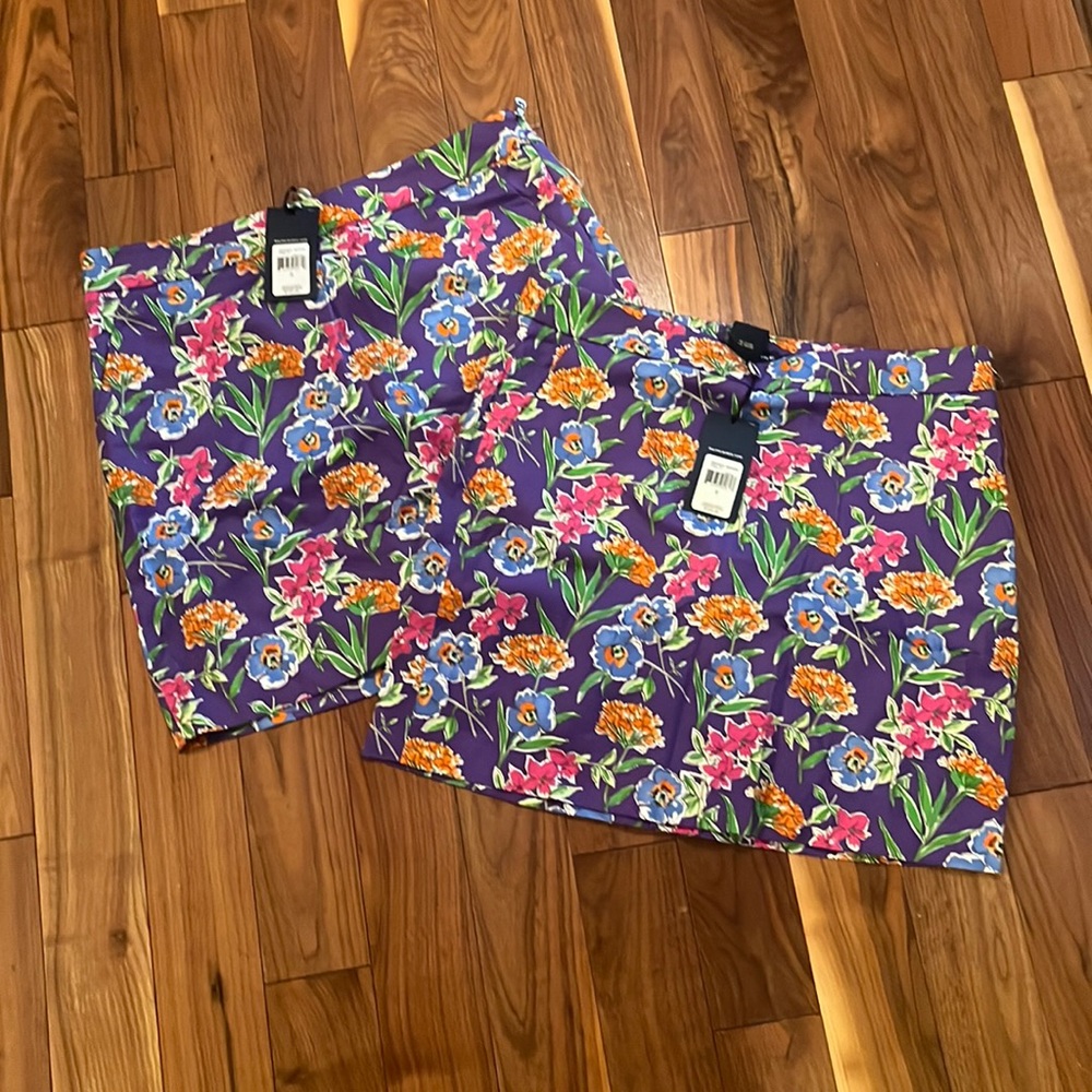 *MaRKDoWN* RALPH LAUREN GOLF - GoRGeOuS Multi-Color Golf Skort Sz 6 or Sz 8 NWT - Picture 1 of 3